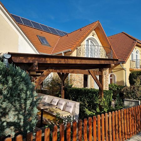 Médea Apartman Bük Exterior foto